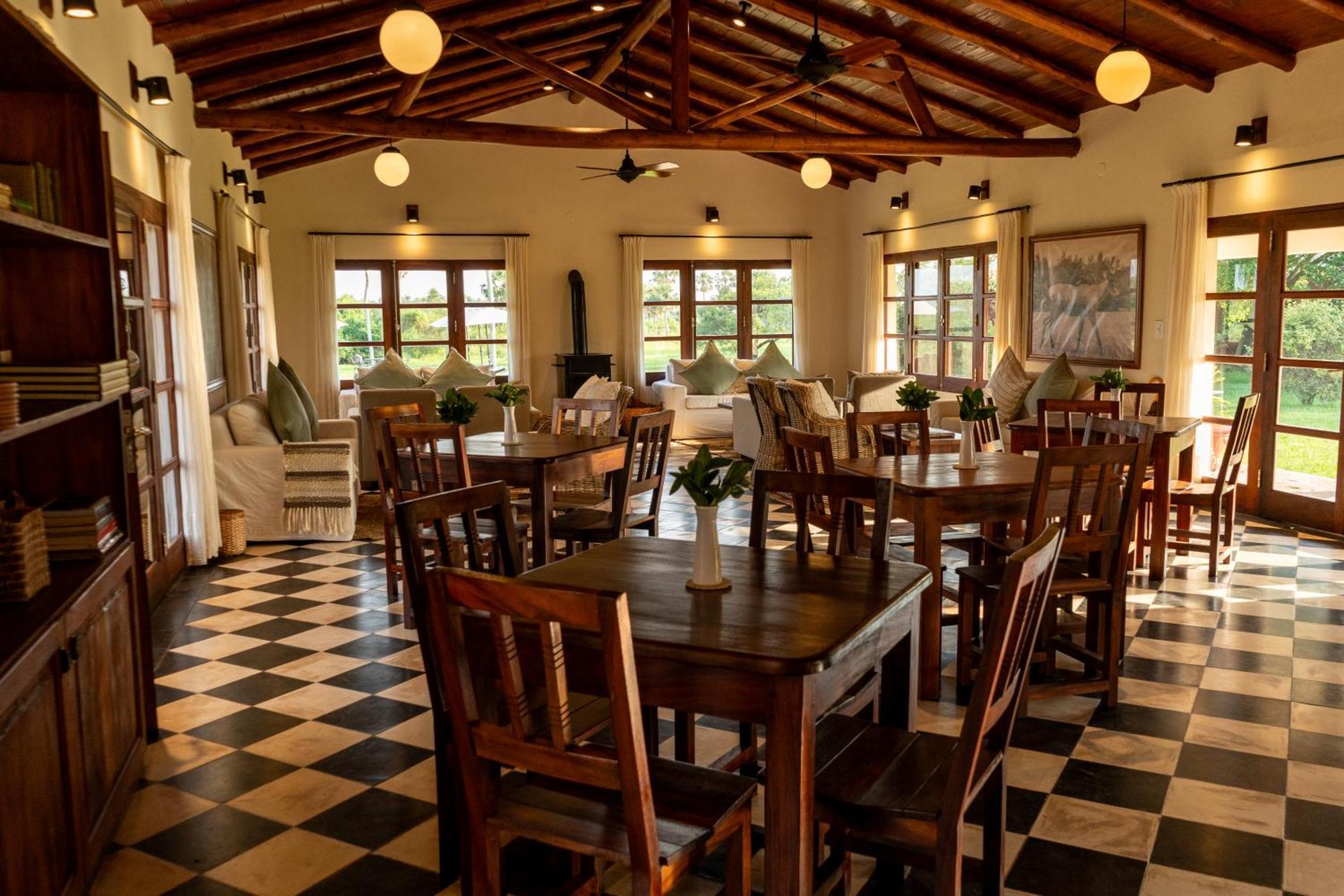 Estancia Iberá Colonia Carlos Pellegrini  Esterno foto