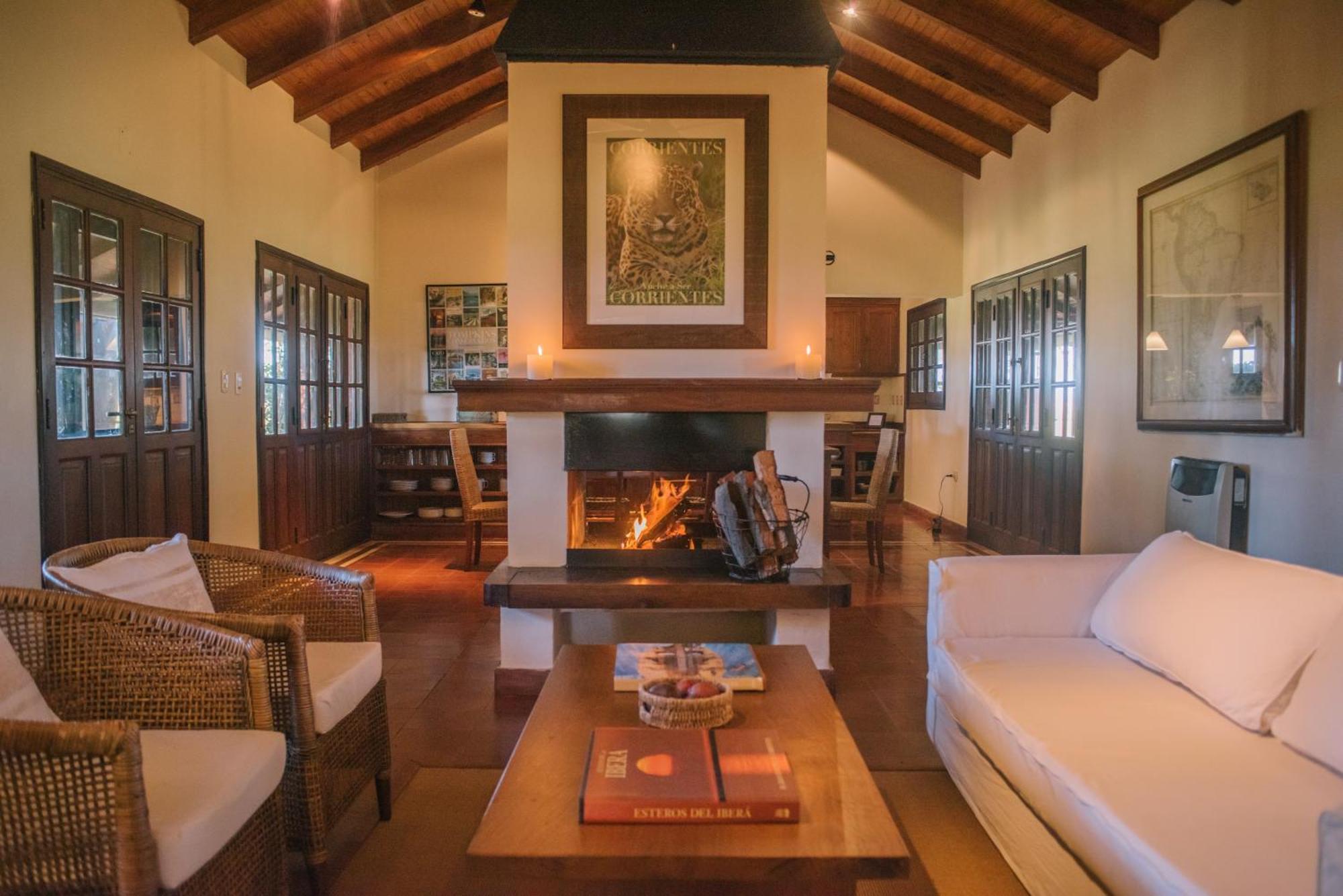 Estancia Iberá Colonia Carlos Pellegrini  Esterno foto